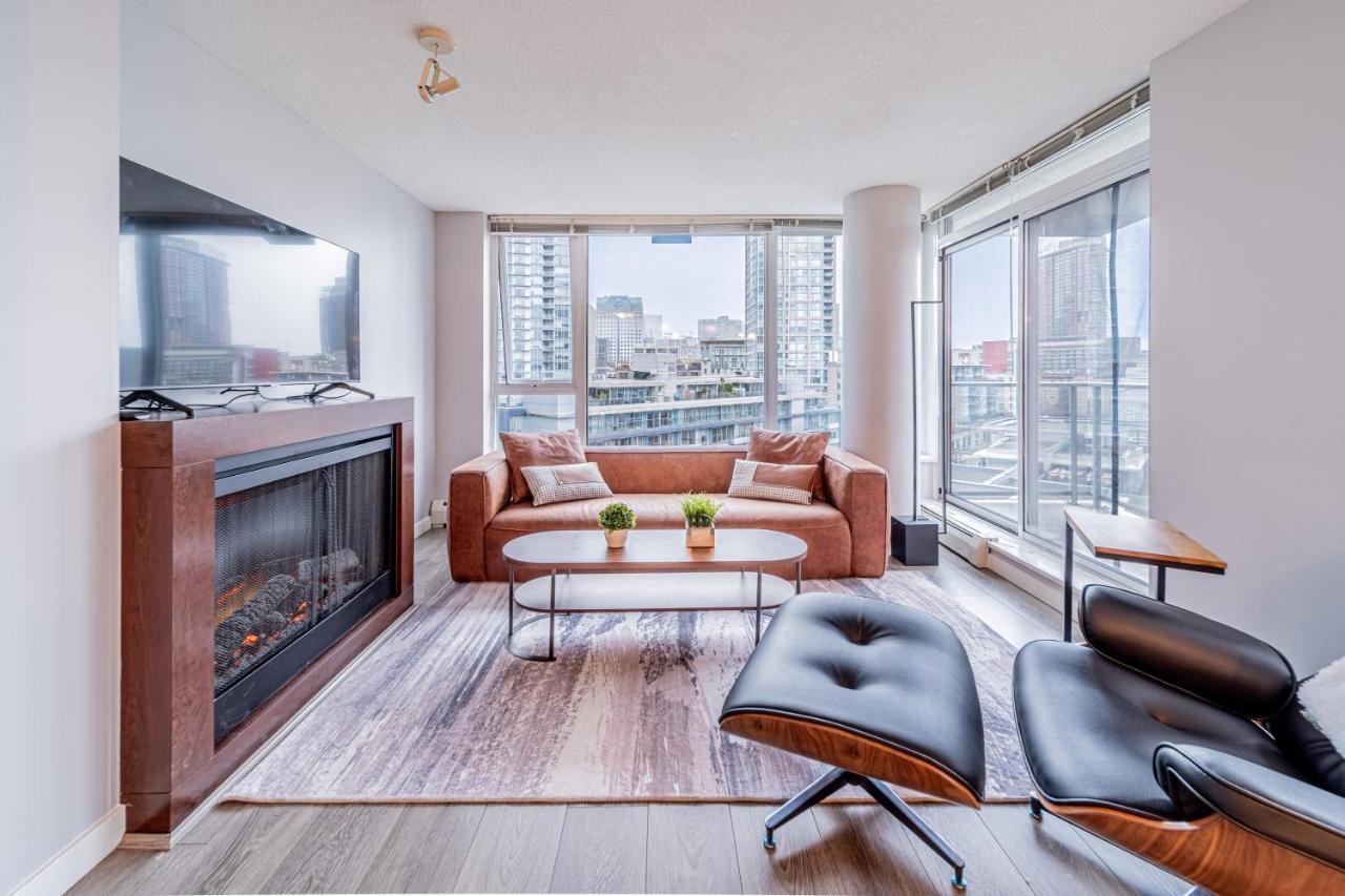 Amazing Views ! Leather Furniture ! Cozy Condo! فانكوفر المظهر الخارجي الصورة